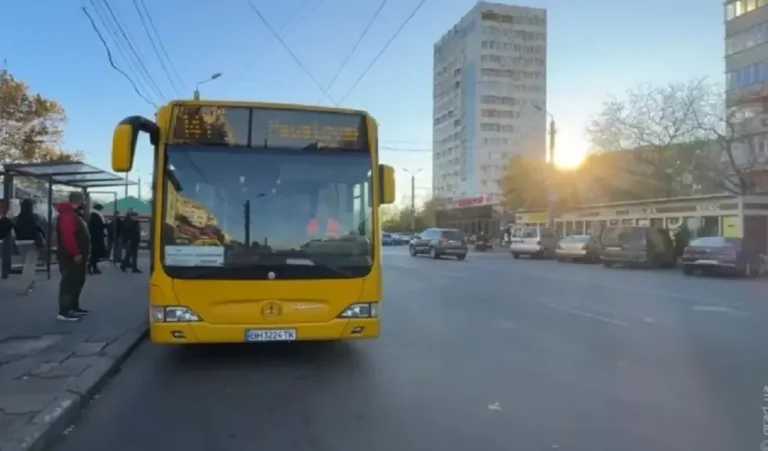Соціальні автобуси в Одесі: Безкоштовний транспорт для мешканців
