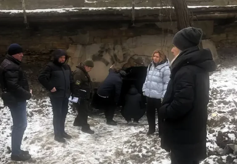 Витече канализації на Рибальській Балці: екоінспекція вимагає швидких дій