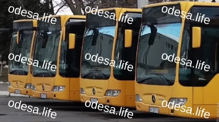 Одеські пасажири скаржаться на графік безкоштовних автобусів