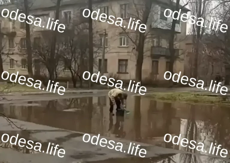 У селищі на Одещині триває криза з водопостачанням