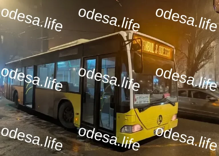 Соціальний Транспорт в Одесі: Проблеми та Графіки