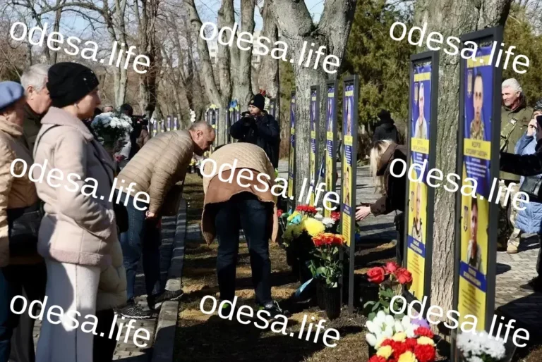 В Одесі урочисто привітнили нові меморіали героям