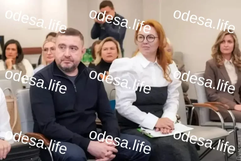 Суди розглядатимуть справи про недостовірне декларування голови Одеської облради та нардепа