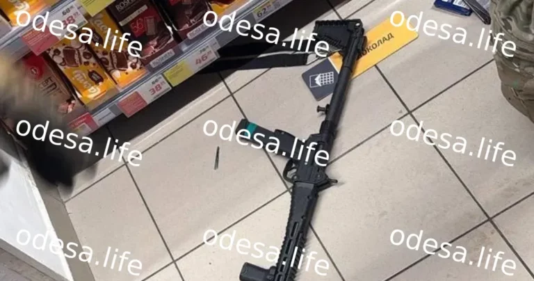 Трагедія в Києві: стрілянина у супермаркеті та заручники
