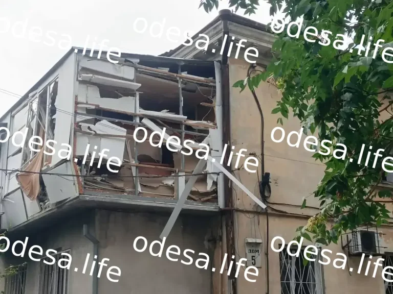 Наслідки масованої атаки на Одесу: руйнування та постраждалі